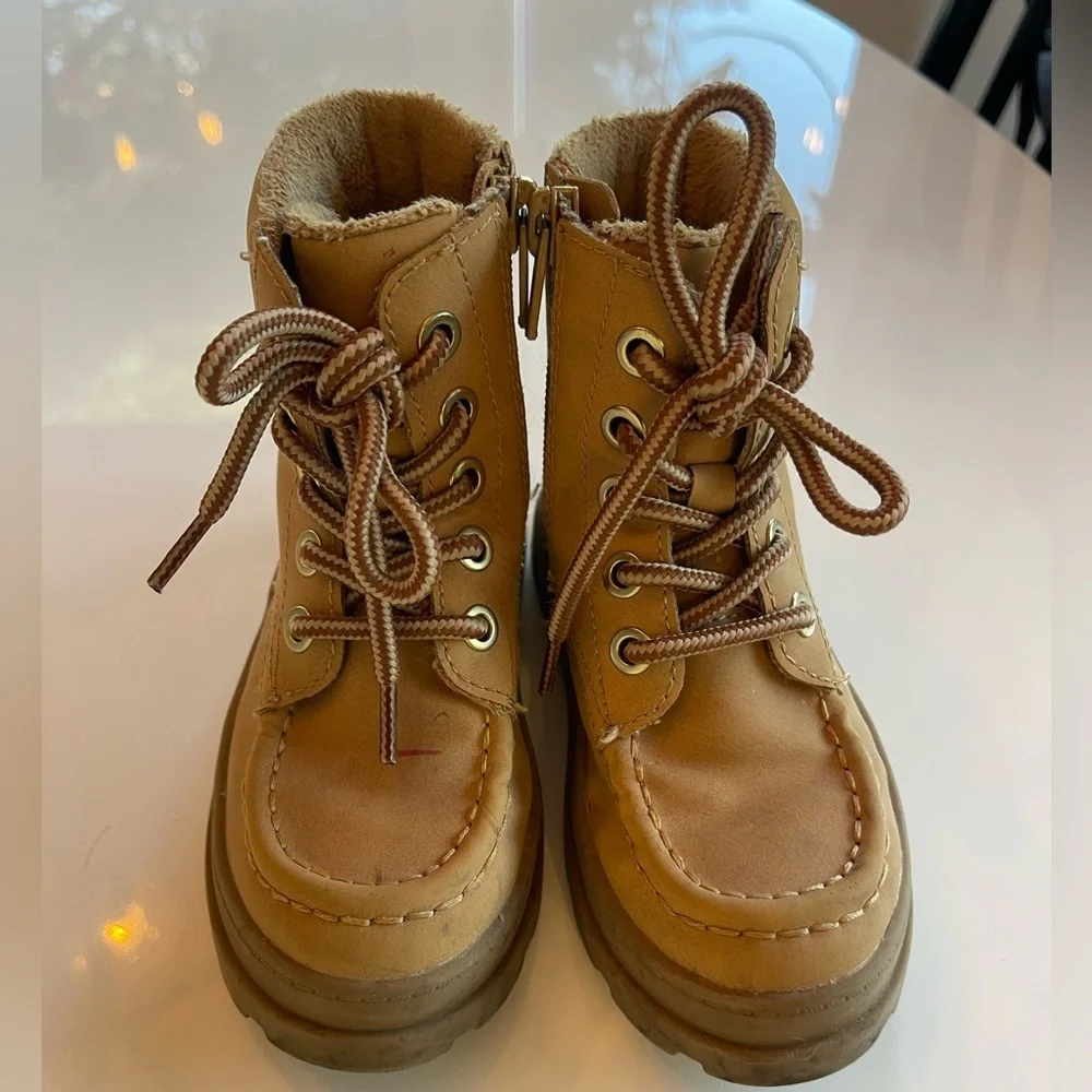 H&M Toddler Boot - 8.5